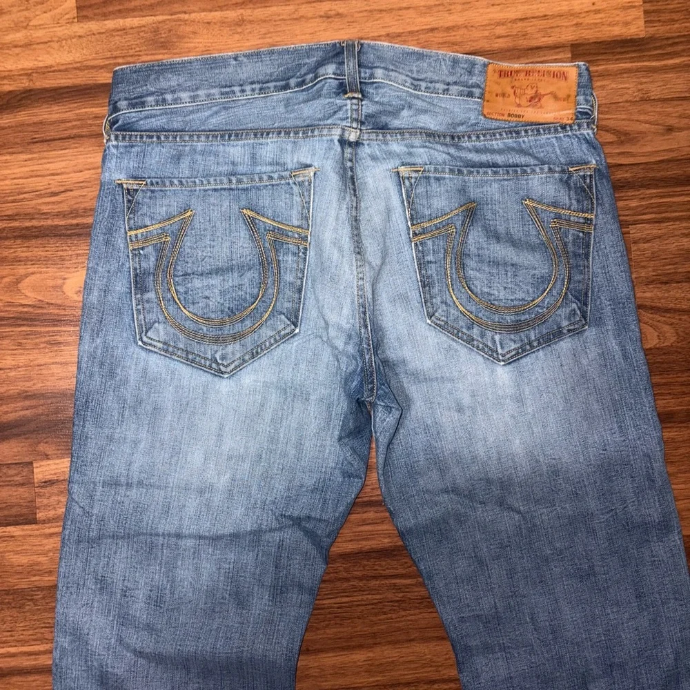 True Religion Bobby Super T Jeans - Light Wash Denim